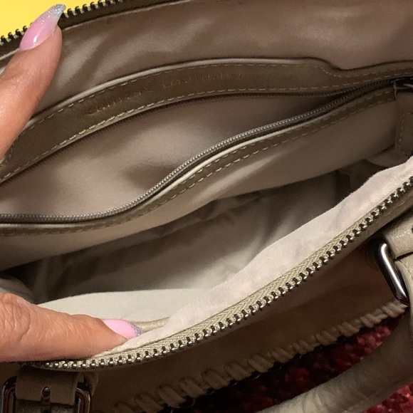 Chinese Laundry Small Handbag - Picture 5 of 8